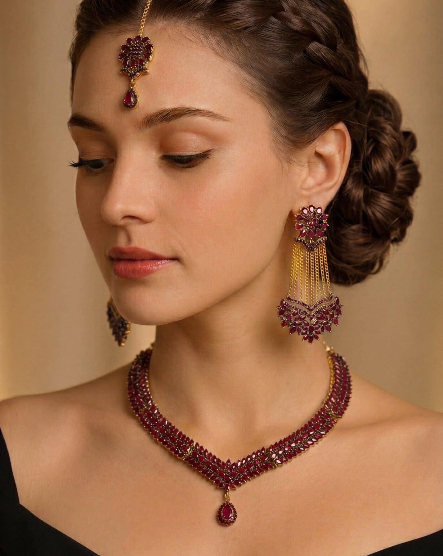 Charming Design Gold Plated Crystal Stones Necklace Set for Girls/Women