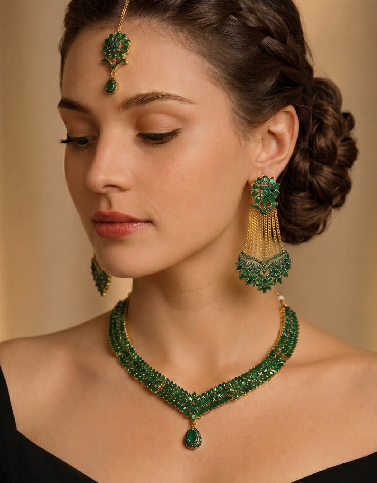Charming Design Gold Plated Crystal Stones Necklace Set for Girls/Women