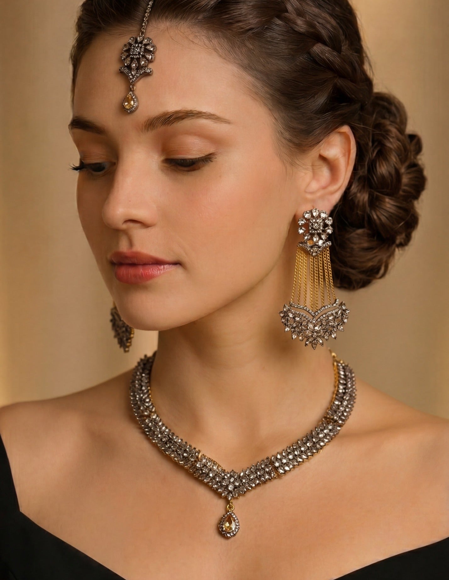 Charming Design Gold Plated Crystal Stones Necklace Set for Girls/Women
