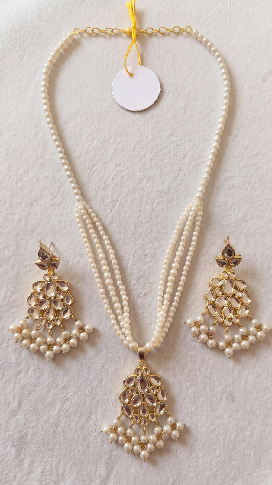 Glamorous Unique Design Crystal Stones Necklace Set for Girls/Women