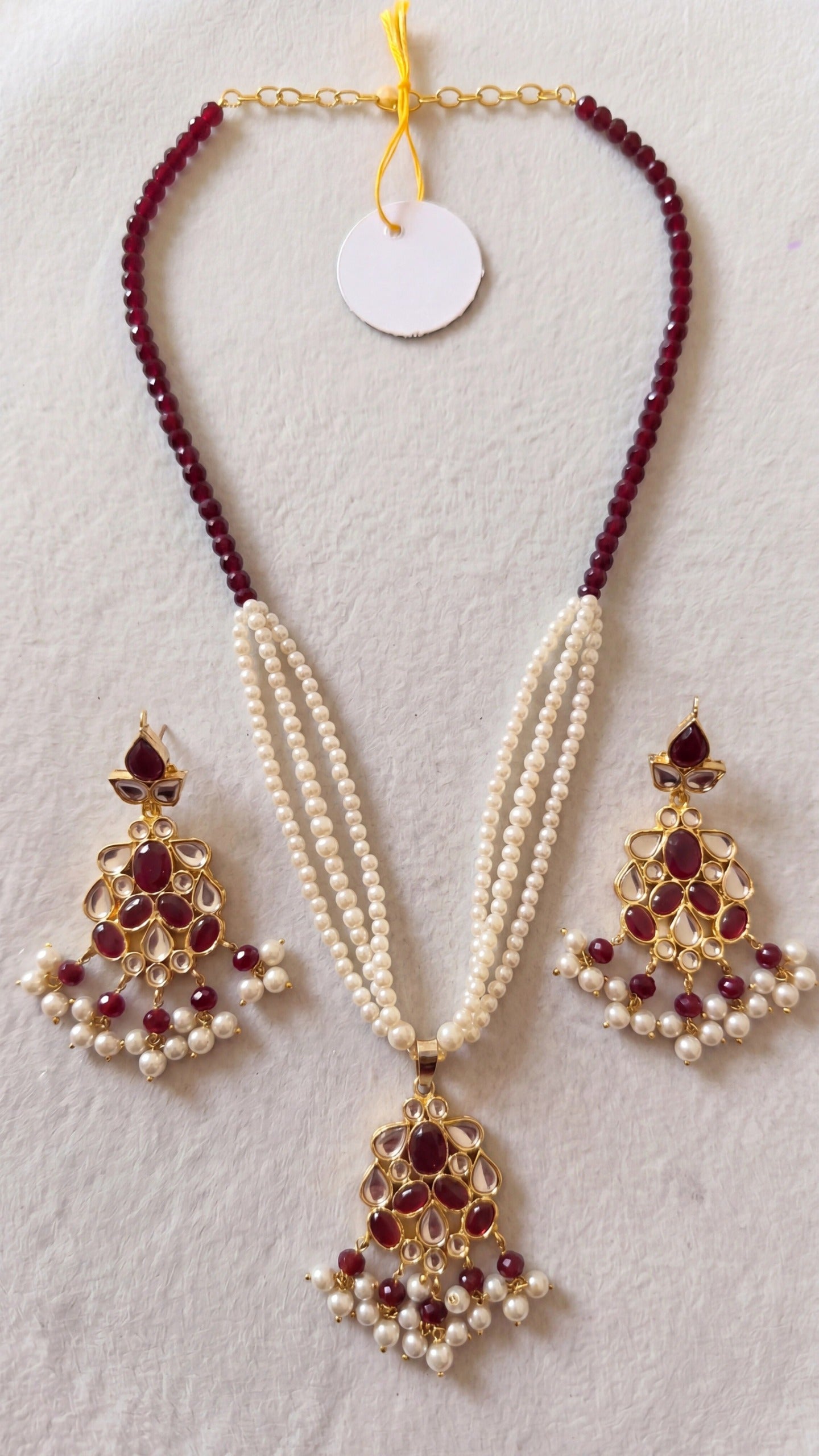 Glamorous Unique Design Crystal Stones Necklace Set for Girls/Women
