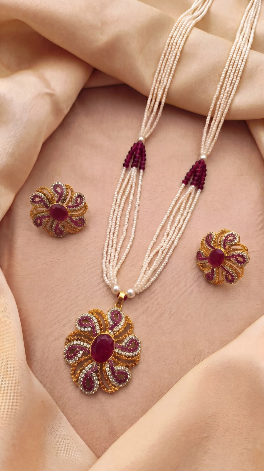 Charming Unique Design Crystal Stones Necklace Set for Girls/Women