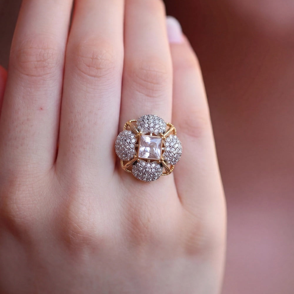 Dazzling Flower Design Gold Plated Crystal Stones Ring For Girls/Women