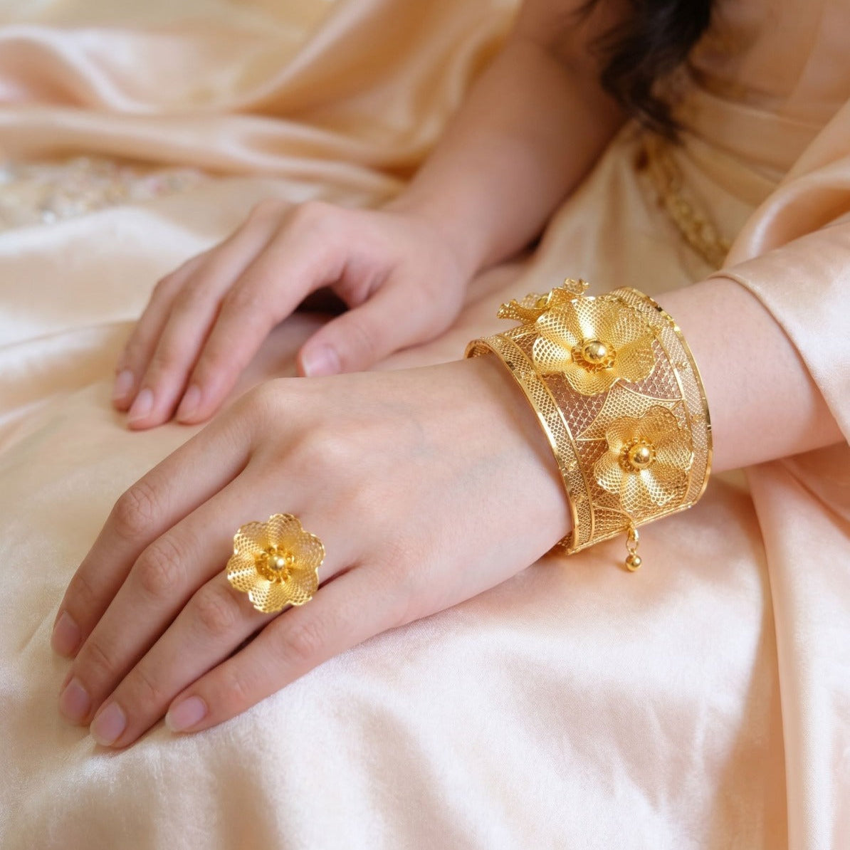 Gorgeous Design Gold Plated Bangle and Ring Set For Girls/women