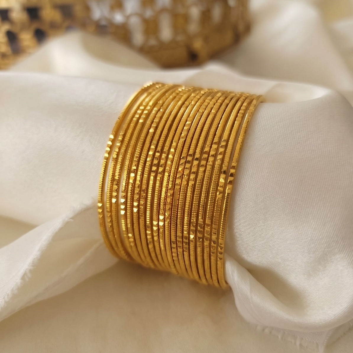 Glamorous Unique Design Gold Plated Bangle Set For Girls/women