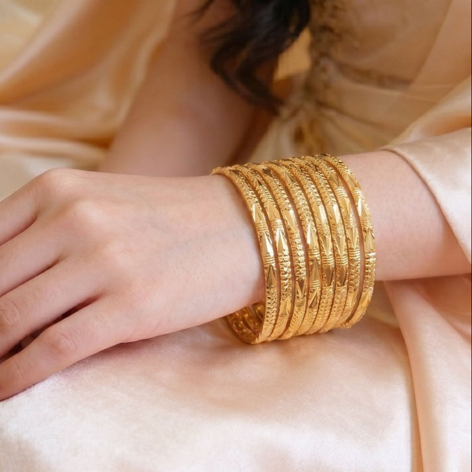 Charming Unique Design Gold Plated 8pc Bangle Set For Girls/women