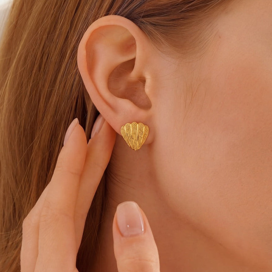 Luminous Unique Design Gold Plated Tops For Girls/women