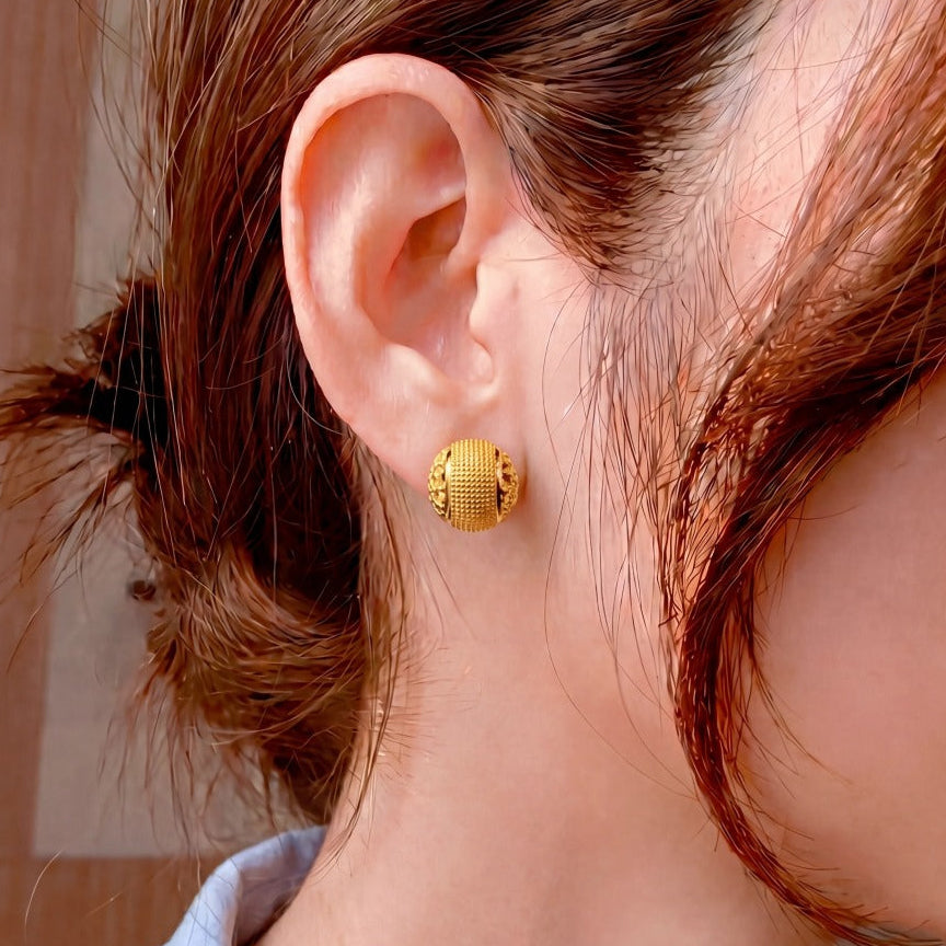Beautiful Unique Design Gold Plated Tops For Girls/women