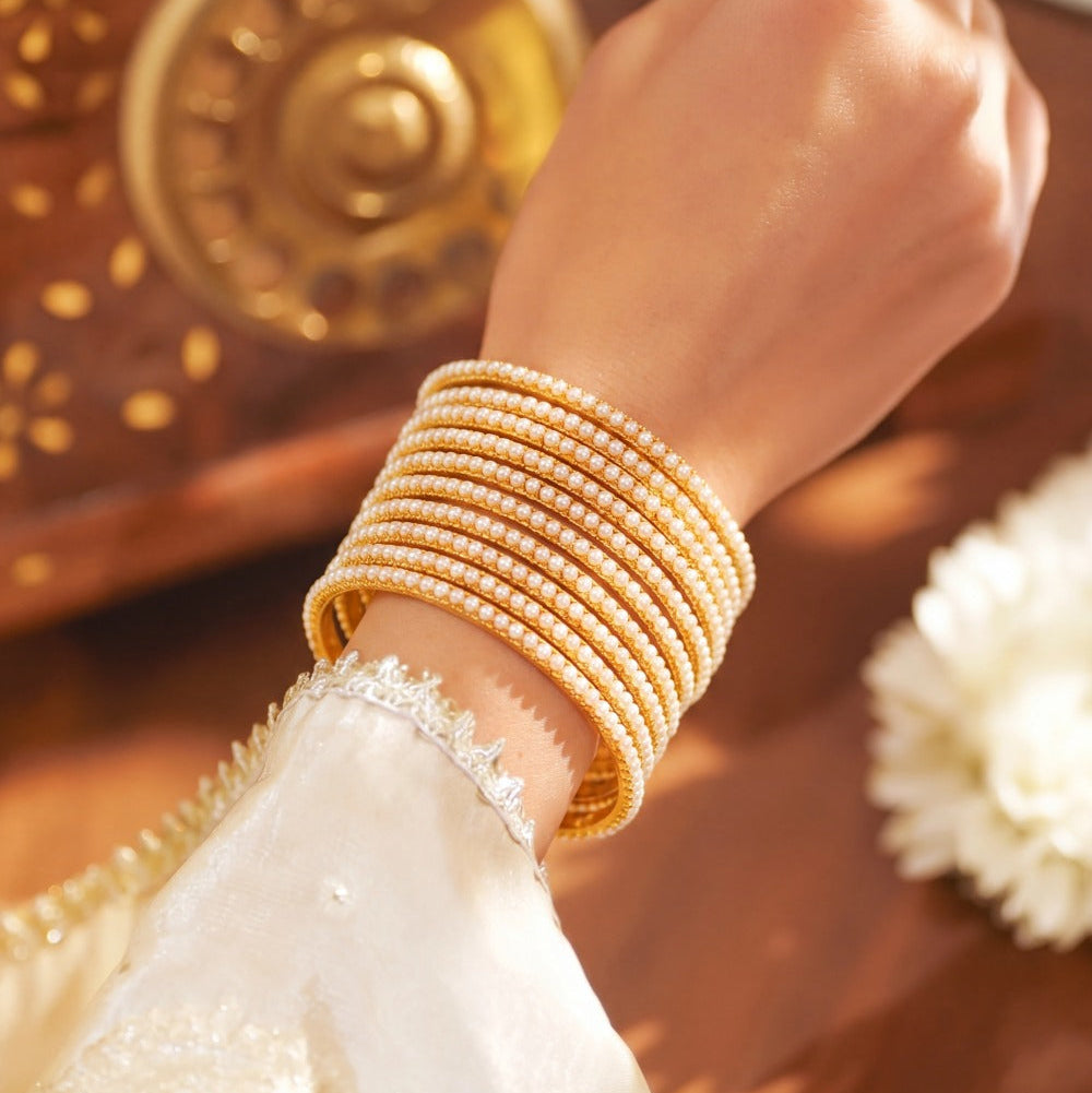 Charming Unique Design Gold Plated Pearls 10pc Bangle Set For Girls/women