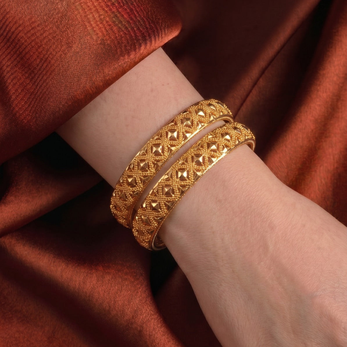 Charming Unique Design Gold Plated 2pc Bangle Set For Girls/women