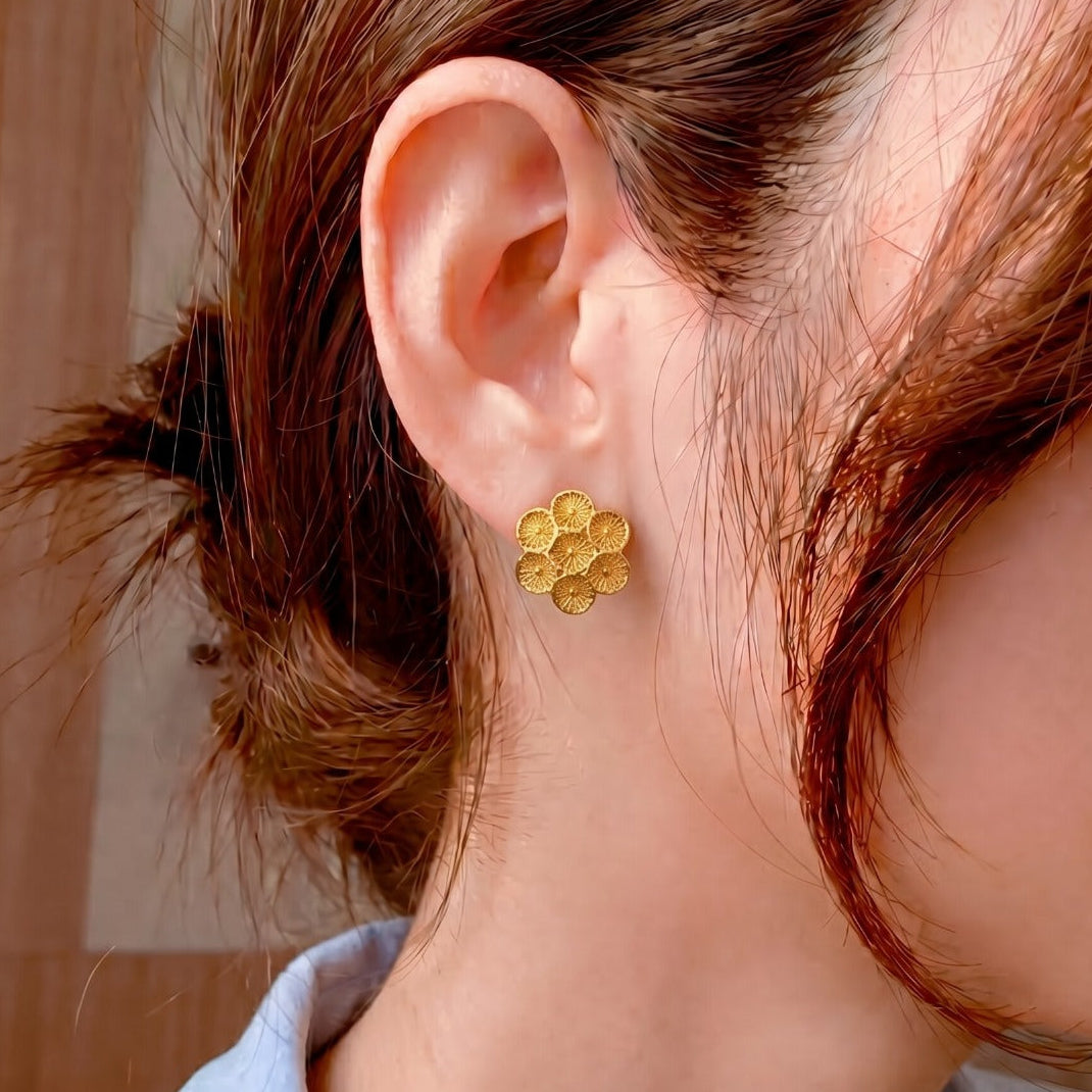 Stylish Unique Design Gold Plated Tops For Girls/women