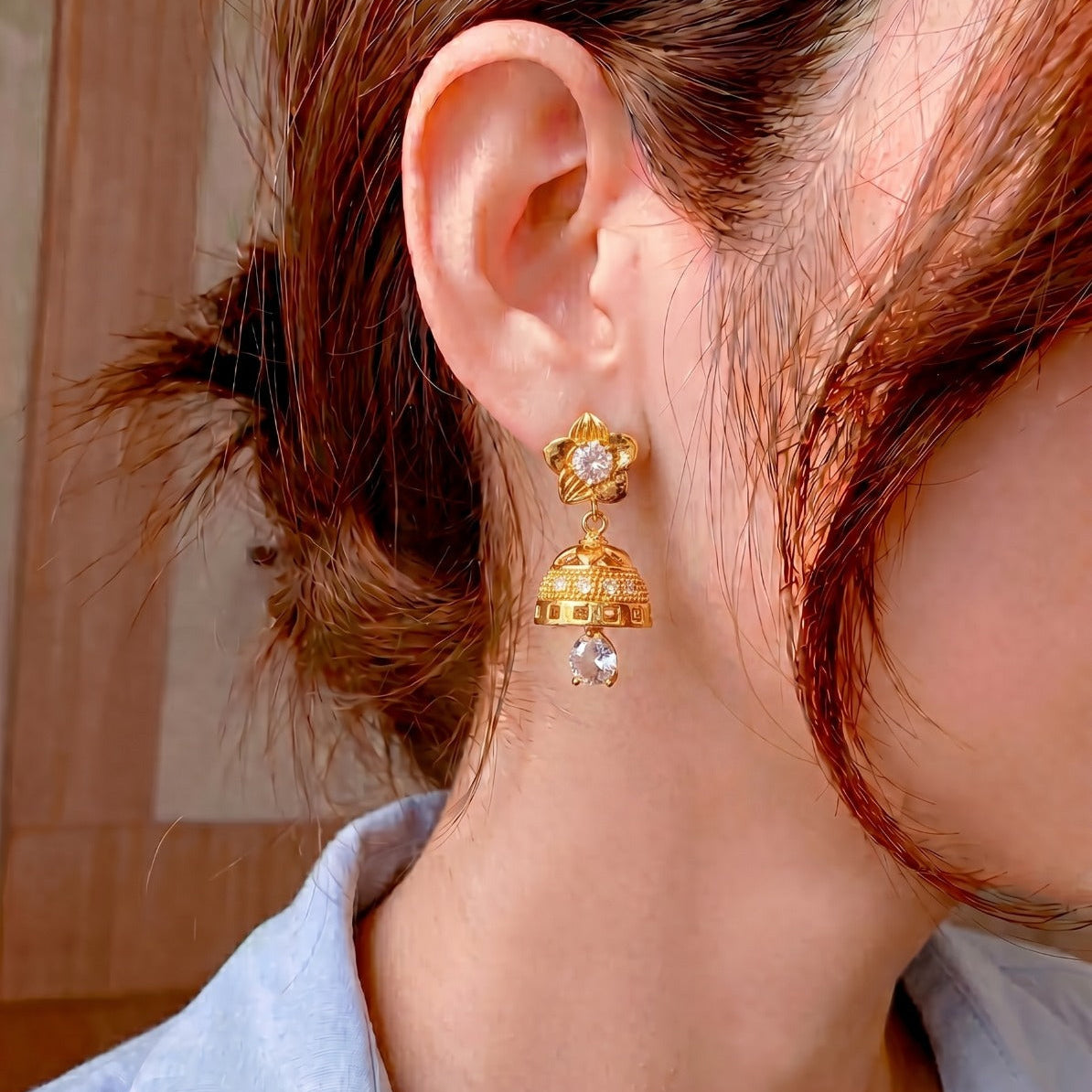 Elegant Design Gold Plated Crystal Stones Earrings For Girls/Women