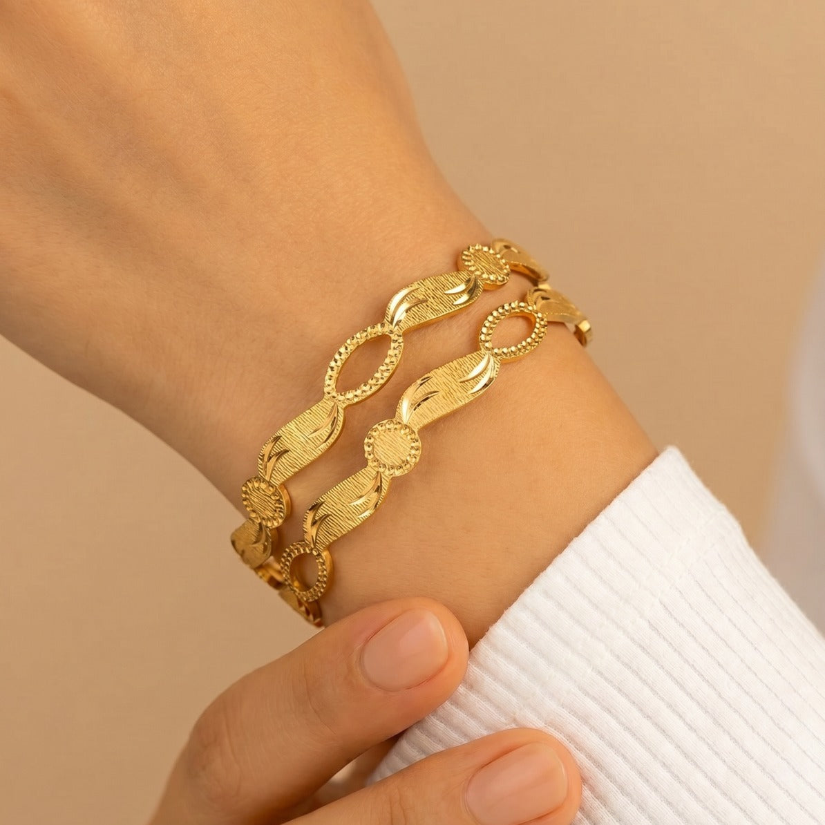 Charming Unique Design Gold Plated 2pc Bangle Set For Girls/women