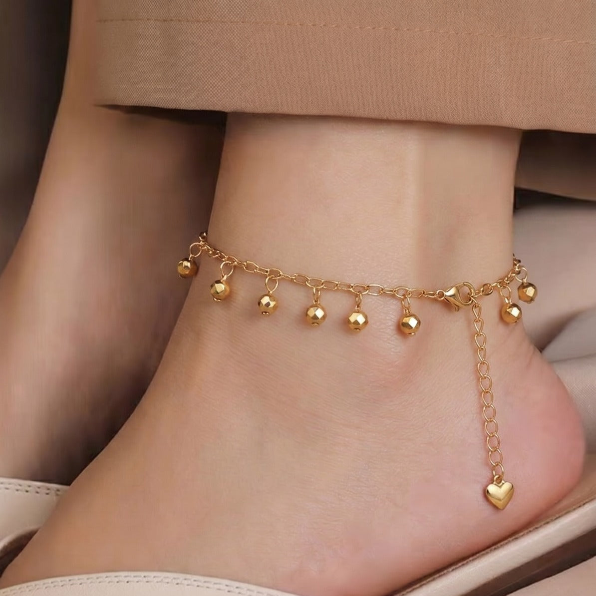 Gorgeous Unique Design Gold Plated Anklet for Girls/Women
