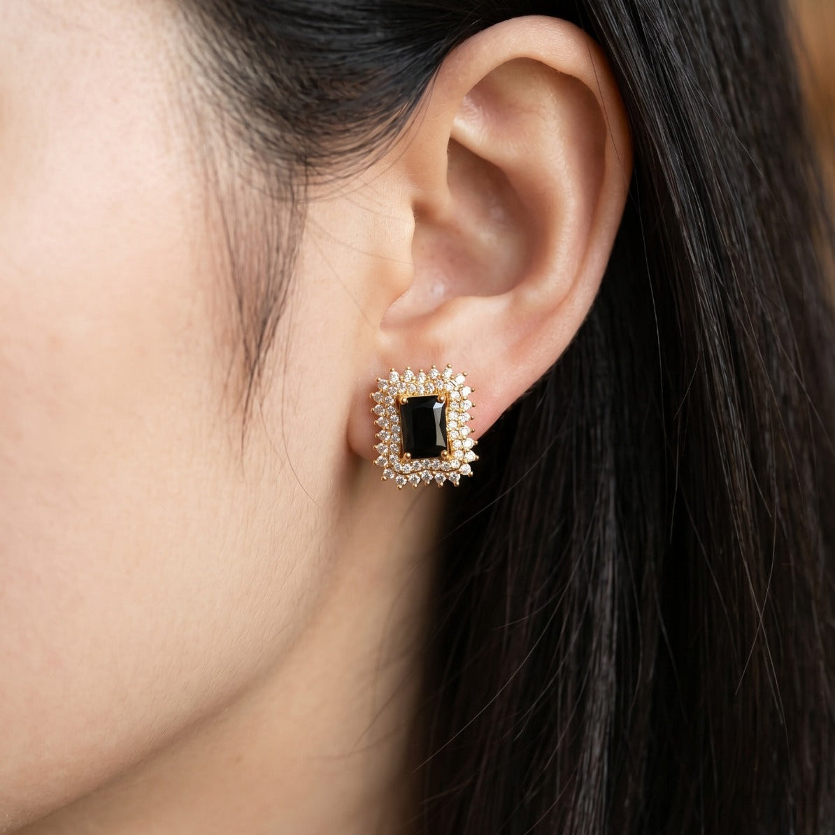Charming Design Gold Plated Crystal Stones Earrings For Girls/Women
