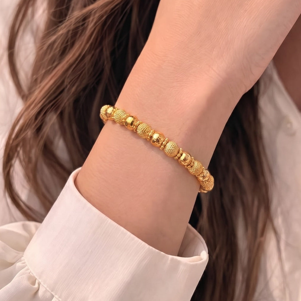 Charming Unique Design Gold Plated Bangle For Girls/Women