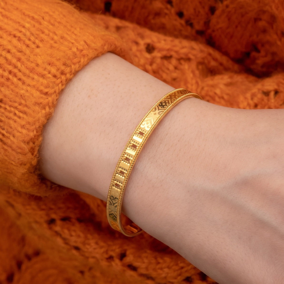 Fancy Unique Design Gold Plated Bangle For Girls/Women