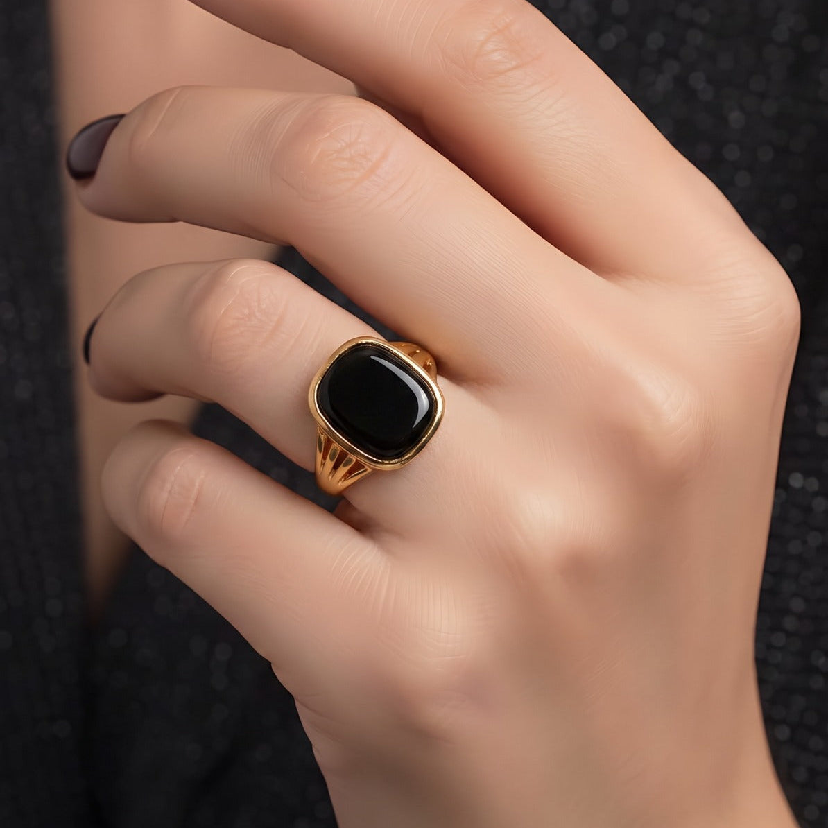 Sparkling Unique Design Gold Plated Crystal Stones Ring For Girls/Women