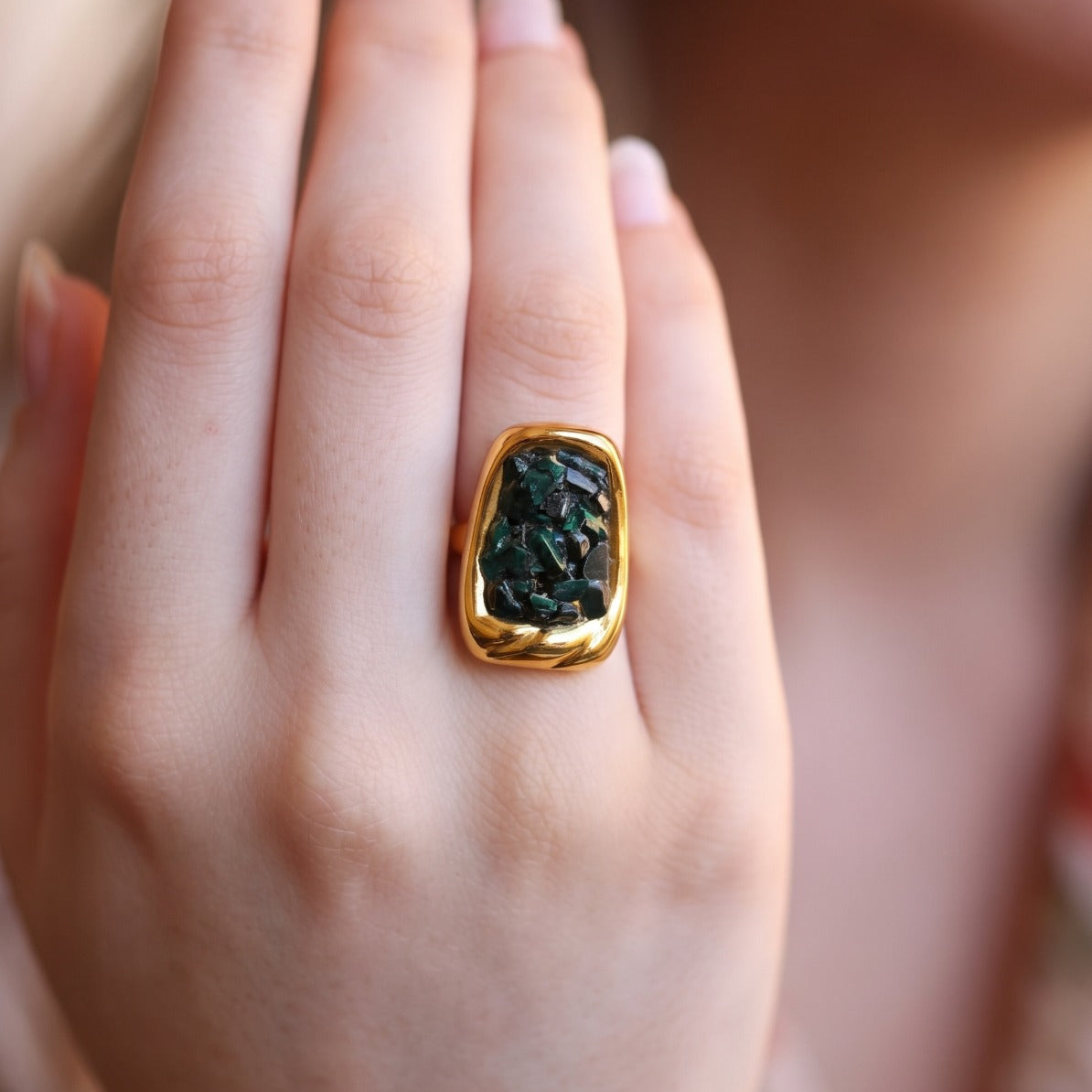 Elegant Unique Design Gold Plated Crystal Stones Ring For Girls/Women