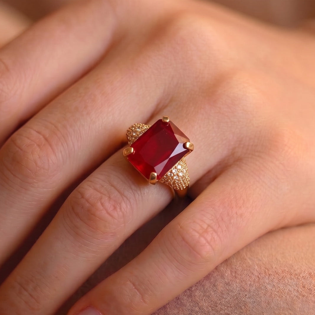 Charming Design Gold Plated Crystal Stones Ring For Girls/Women