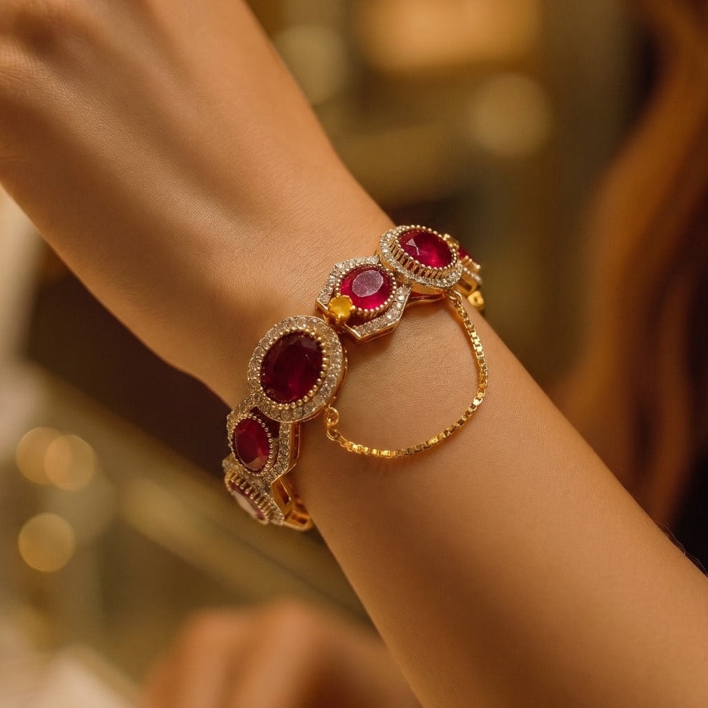 Luxury Design Gold Plated Crystal Stones Bangle for Girls/Women