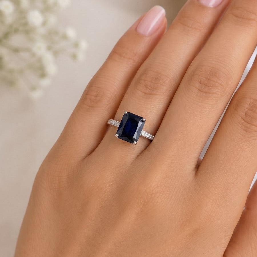 Elegant Design Silver Plated Crystal Stones Ring For Girls/Women