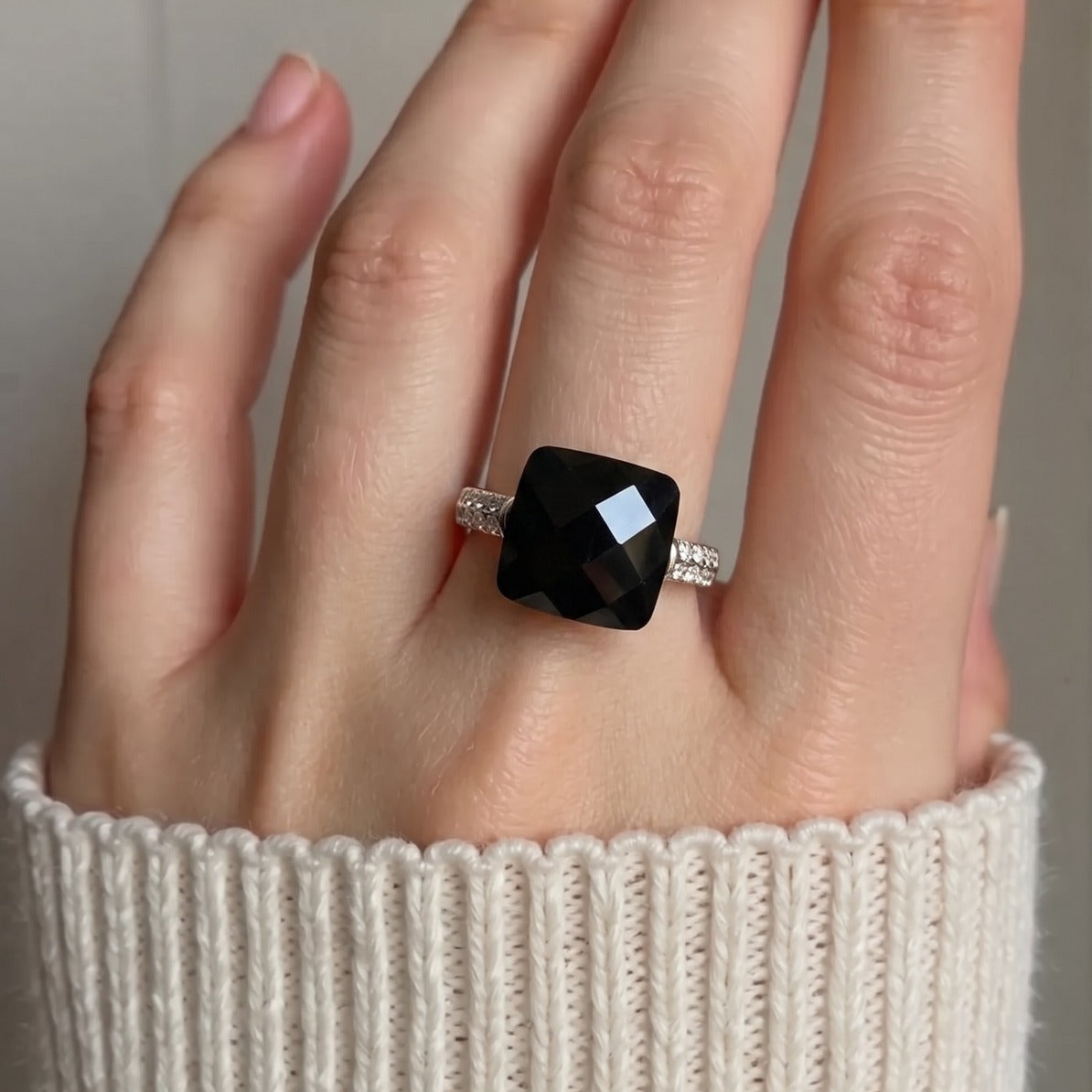 Luminous Design Silver Plated Crystal Stones Ring For Girls/Women