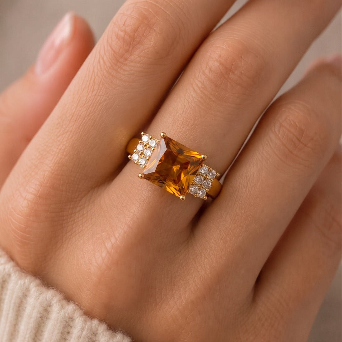 Charming Design Gold Plated Crystal Stones Ring For Girls/Women