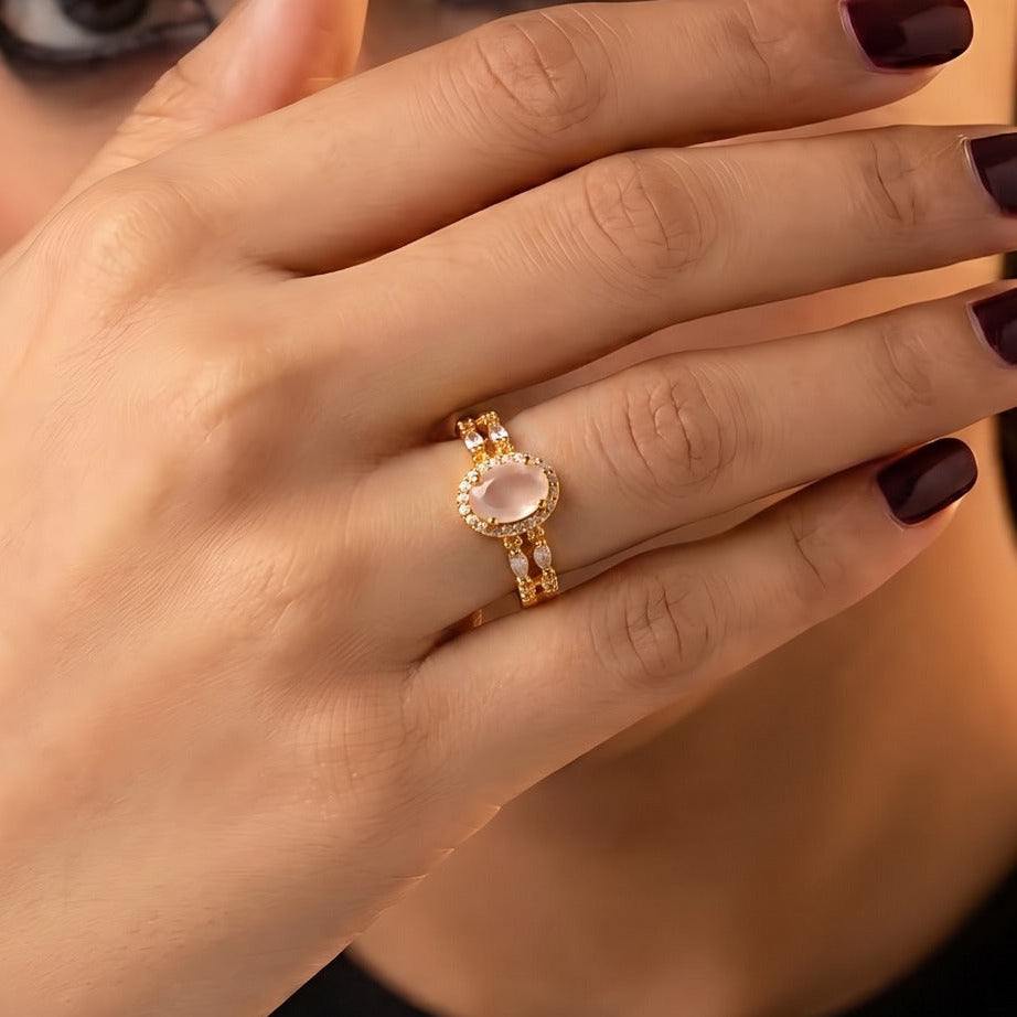 Fancy Design Gold Plated Crystal Stones Ring For Girls/Women