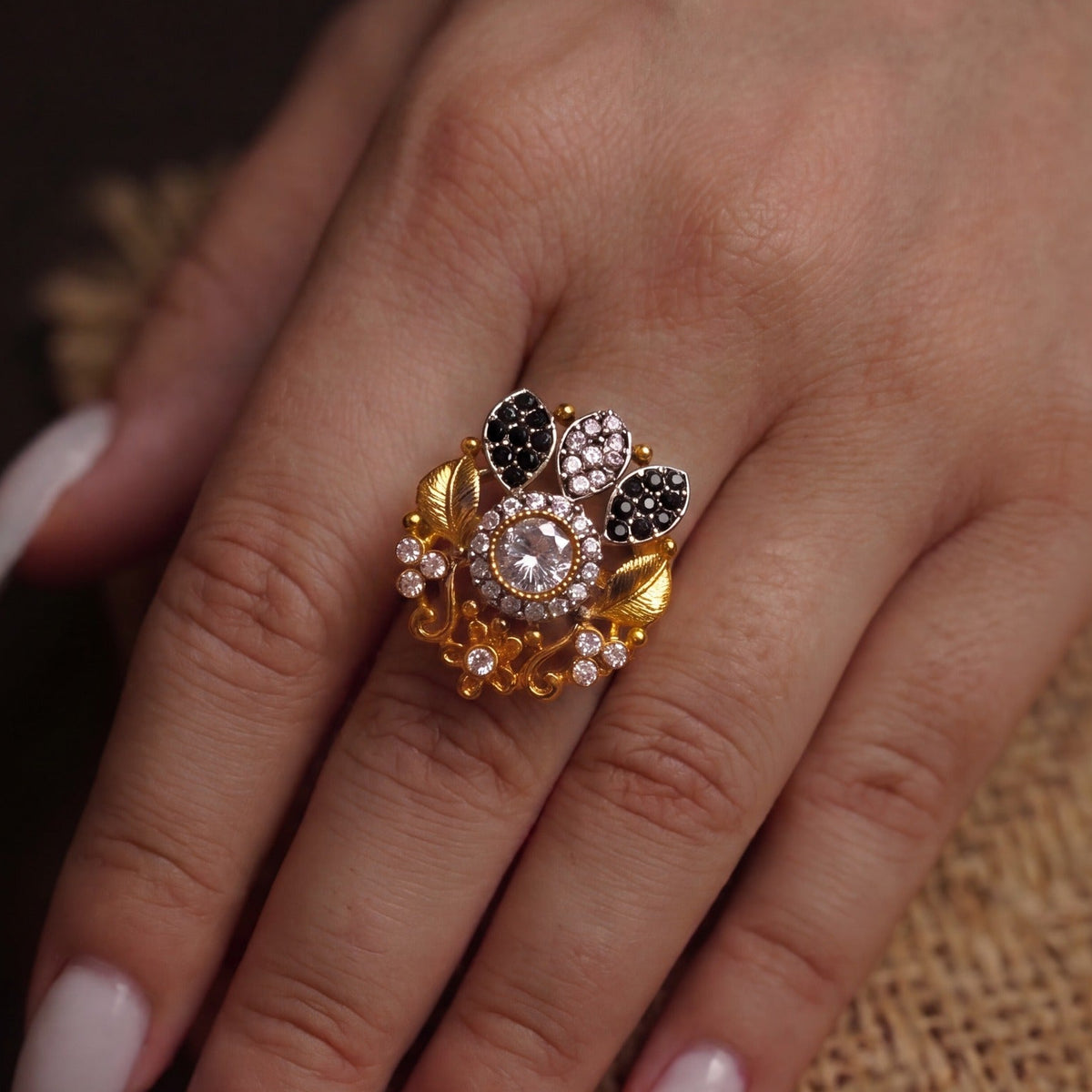 Gorgeous Design Gold Plated Crystal Stones Ring For Girls/Women