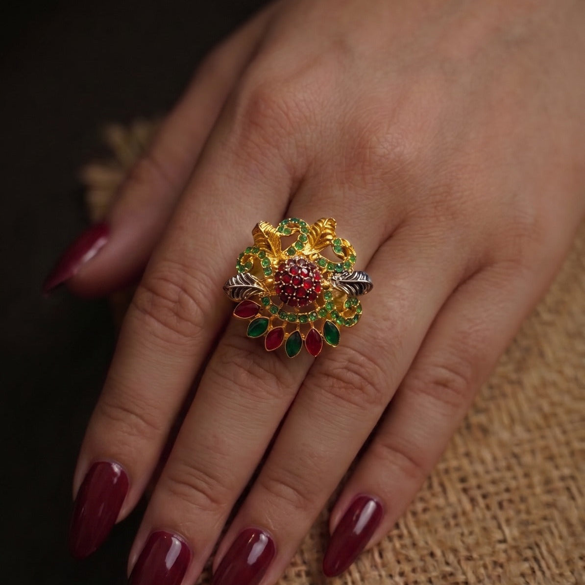 Glamorous Design Gold Plated Crystal Stones Ring For Girls/Women