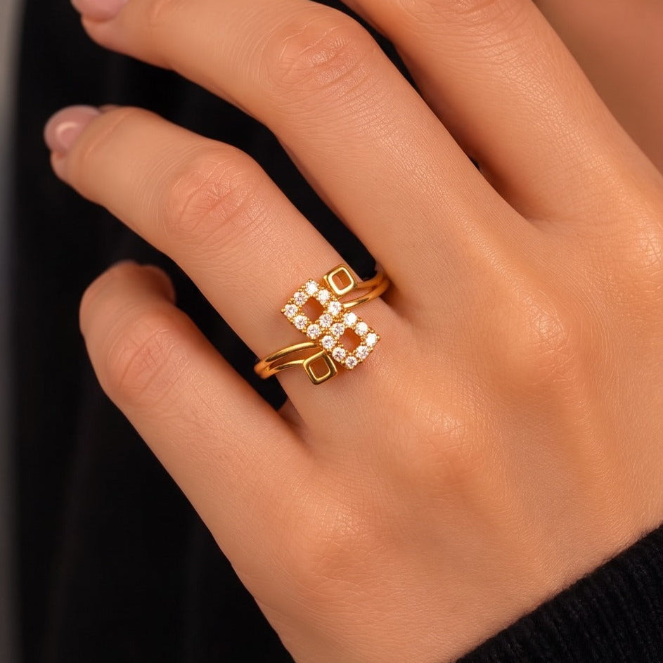 Elegant Unique Design Gold Plated Crystal Stones Ring For Girls/Women
