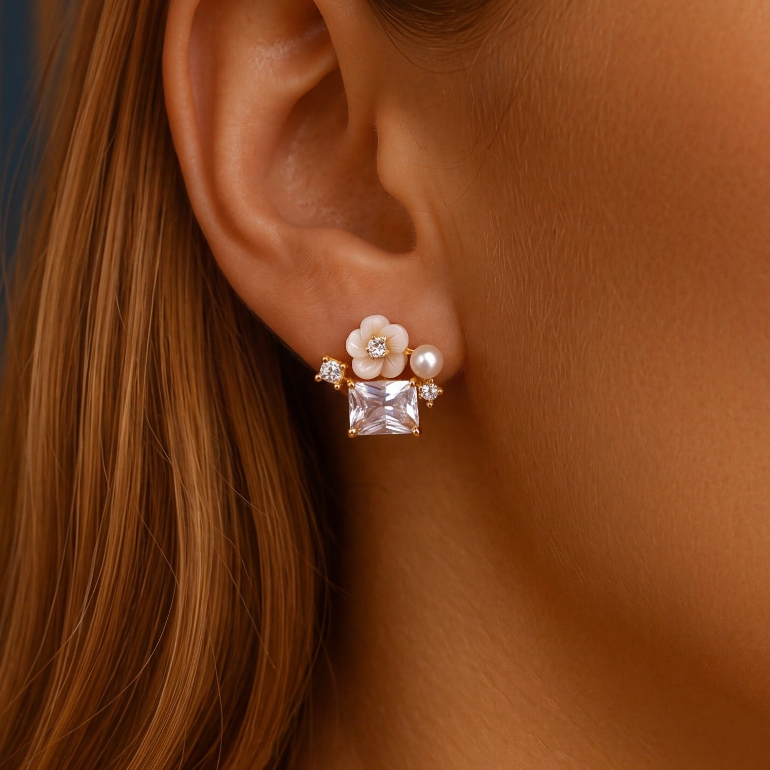 Sparkling Design Gold Plated Crystal Stones Earrings For Girls/women