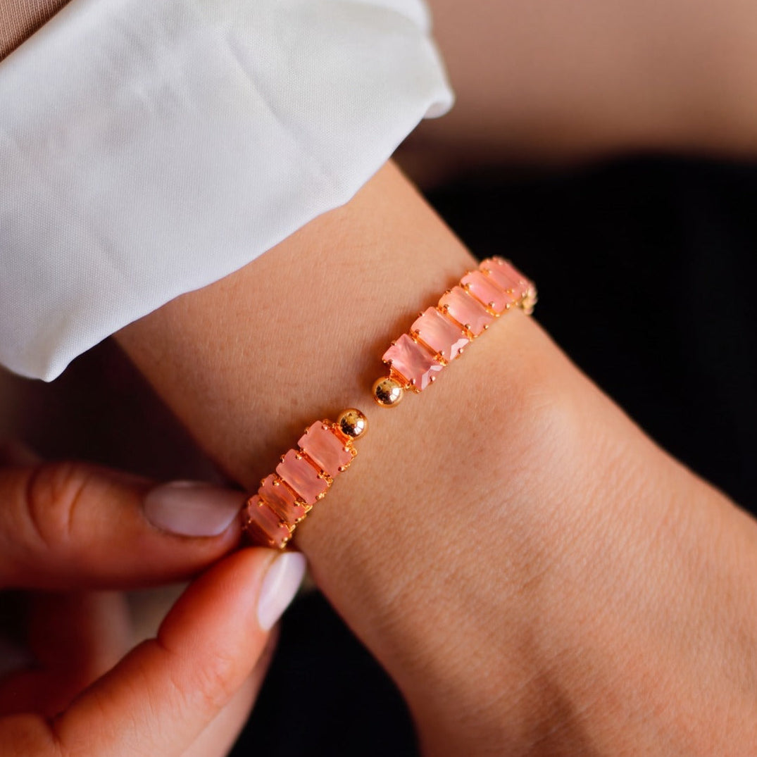 Sparkling Design Gold Plated Crystal Stones Bracelet For Girls/Women