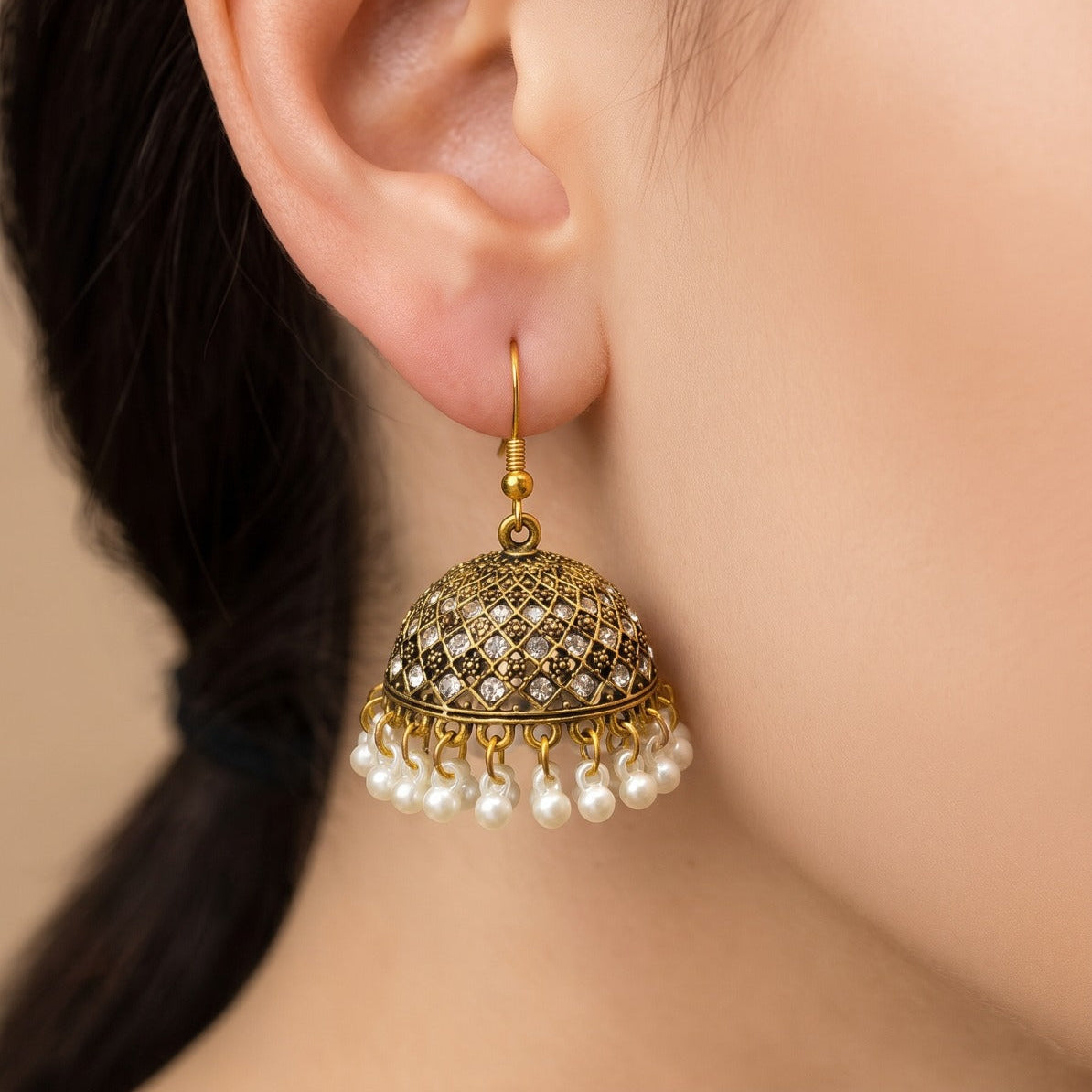 Dazzling Unique Design Crystal Stones Earrings For Girls/Women