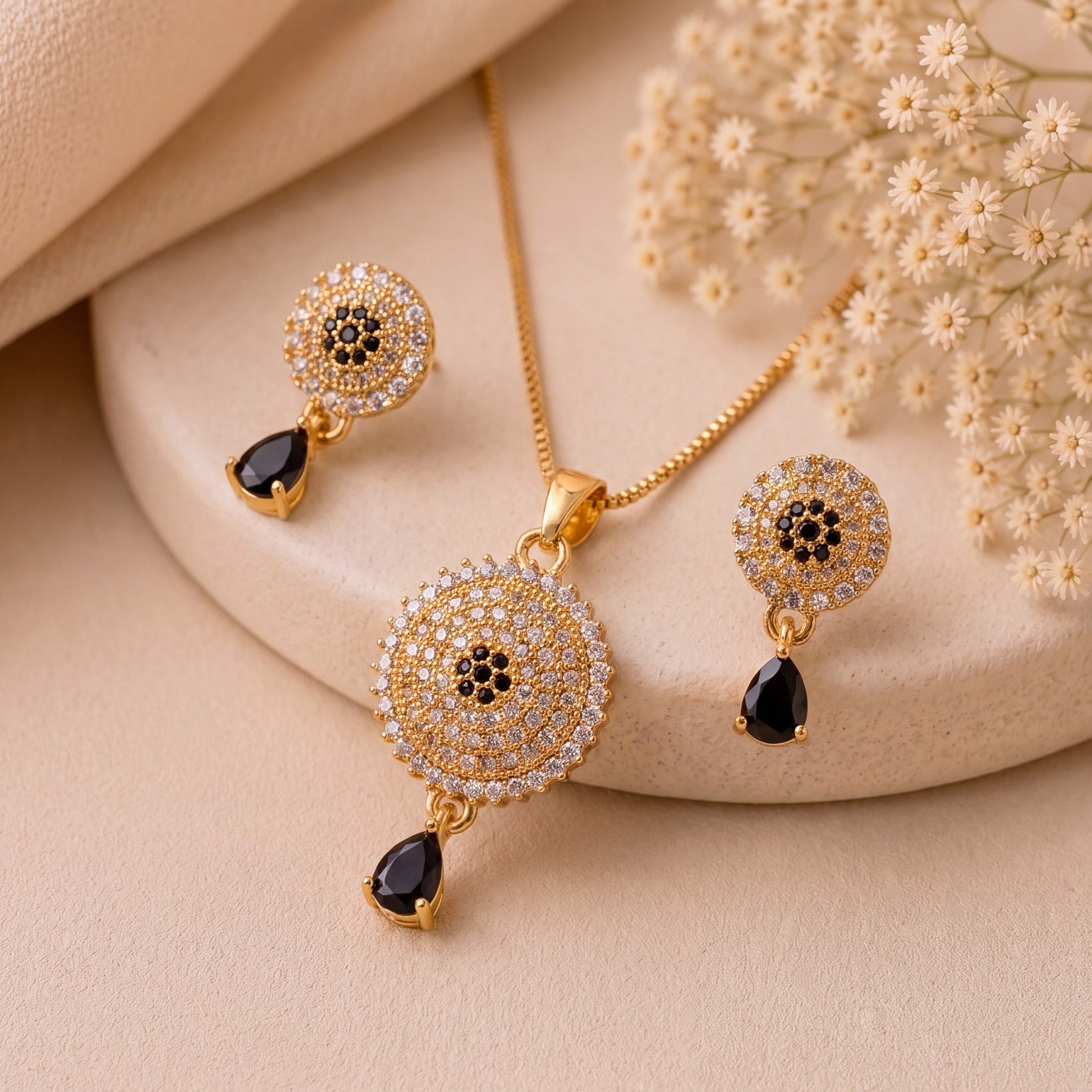 Charming Design Gold Plated Crystal Stones Necklace Set for Girls/Women