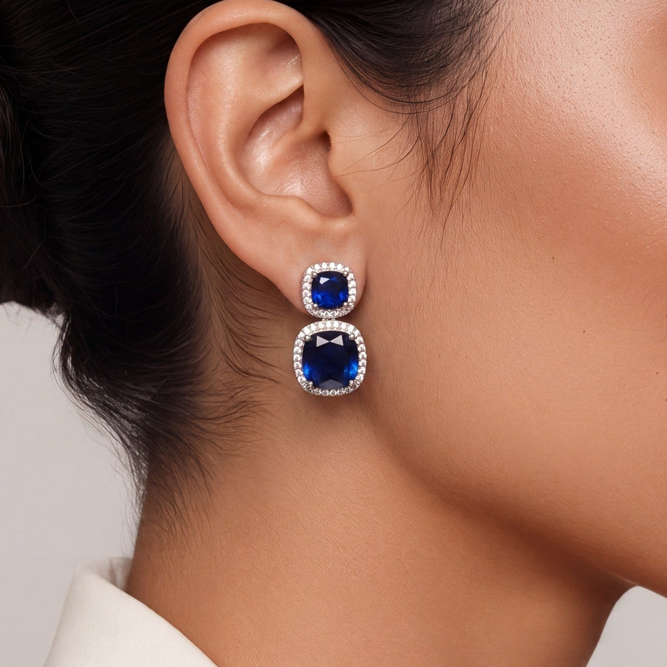 Dazzling Design Silver Plated Crystal Stones Earrings For Girls/women