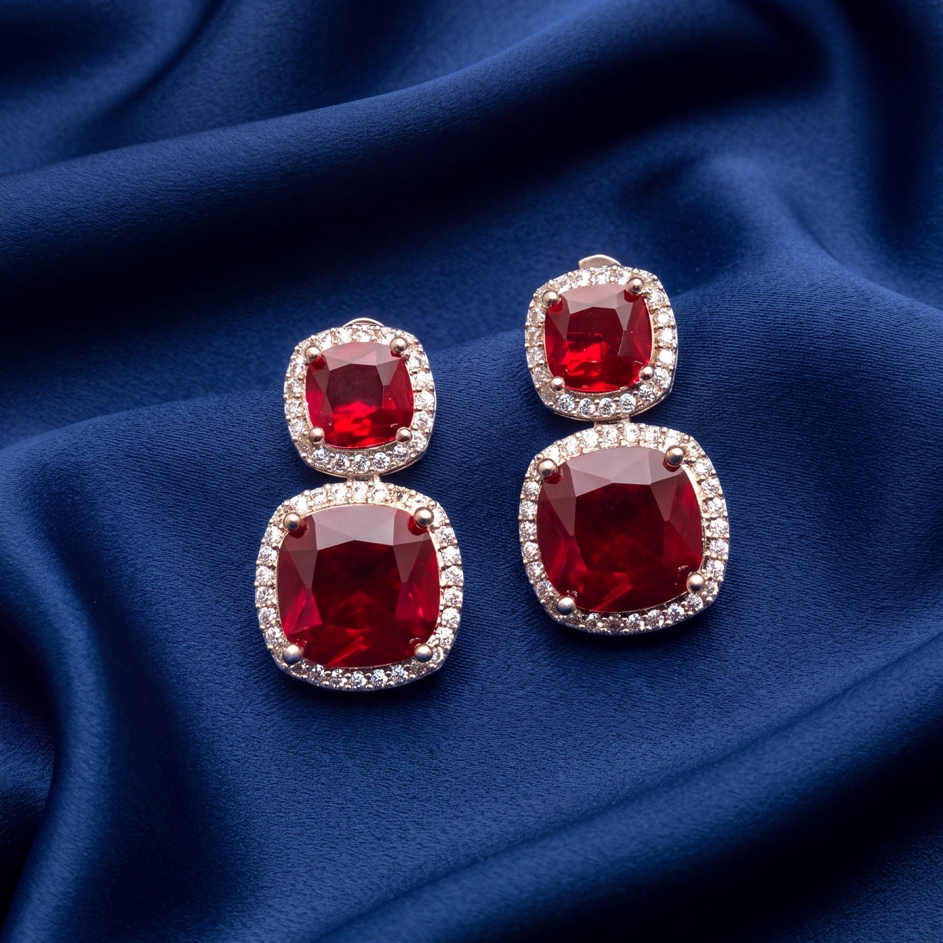Dazzling Design Silver Plated Crystal Stones Earrings For Girls/women