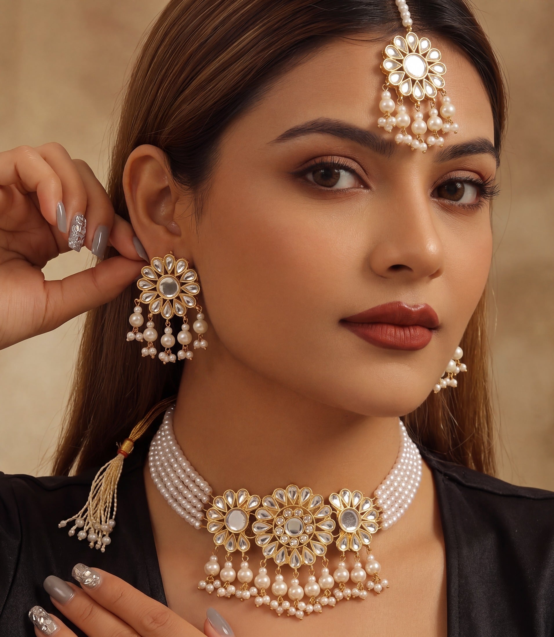 Gorgeous Unique Design Crystal Stones Kundan Set for Girls/Women