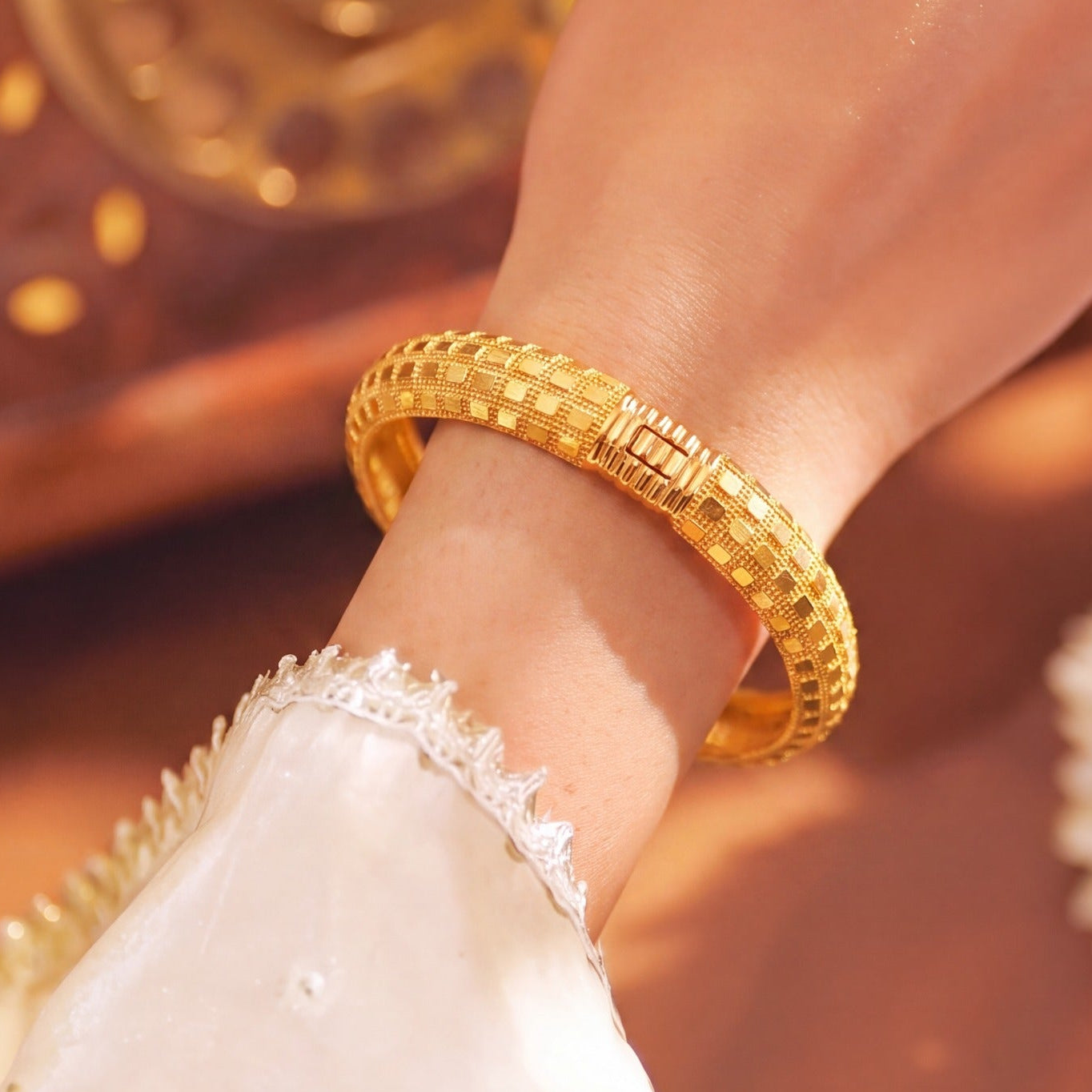 Stylish Unique Design Gold Plated Bangle for Girls/Women