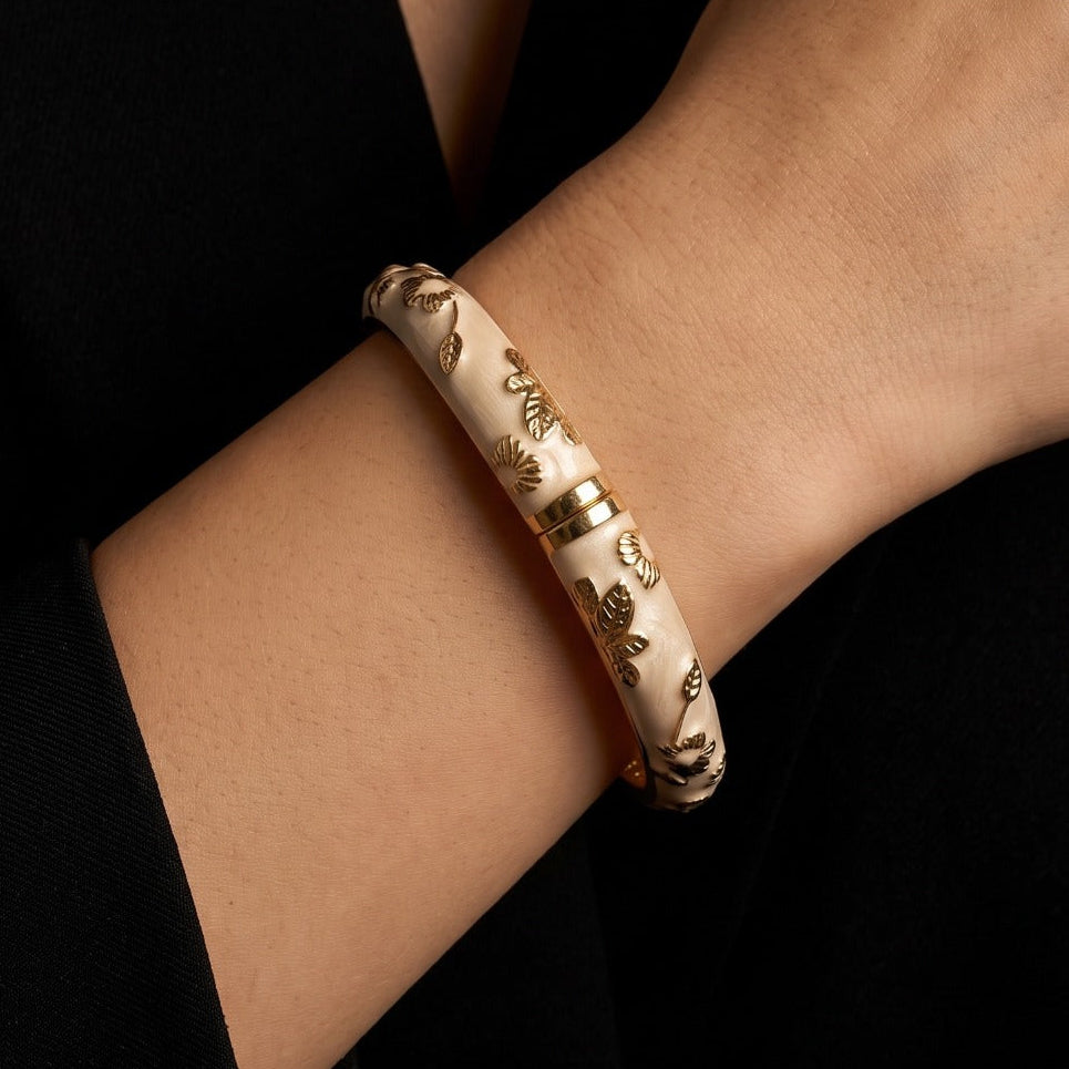 Stylish Unique Design Gold Plated Bangle for Girls/Women
