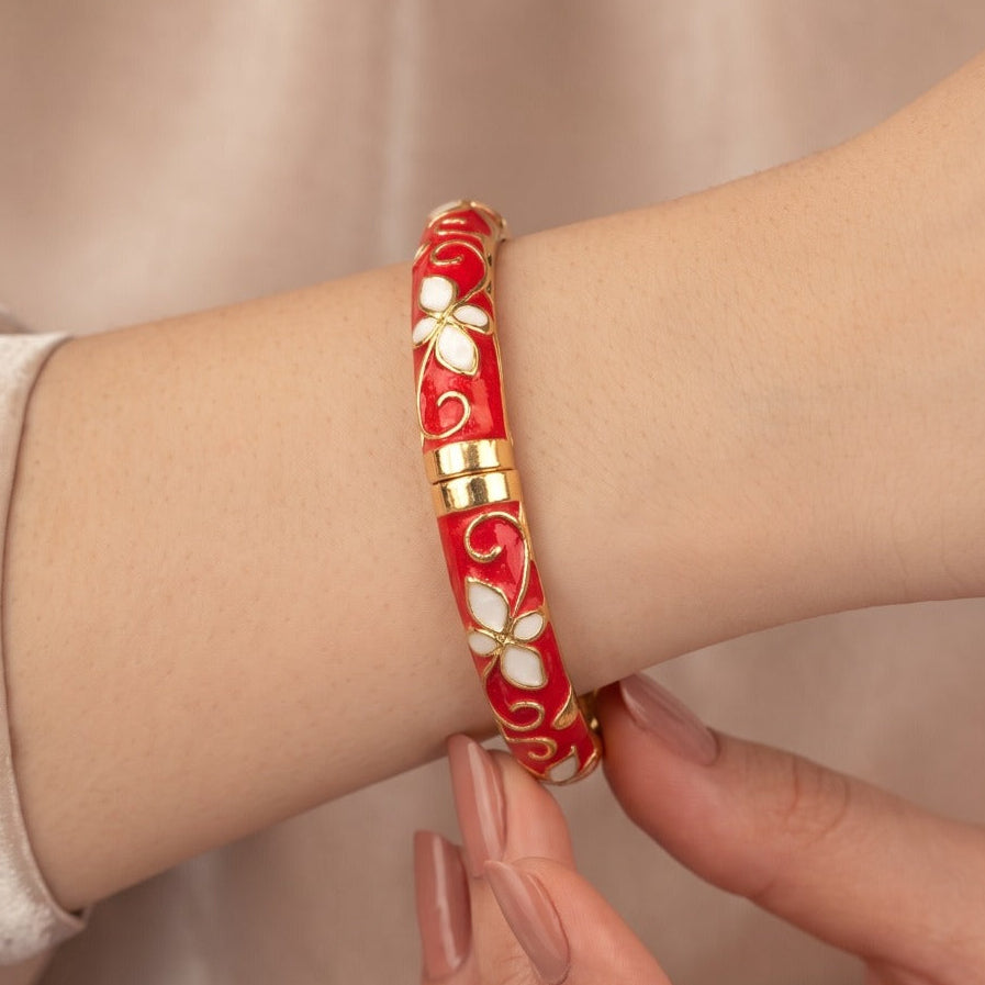 Charming Unique Design Gold Plated Bangle for Girls/Women