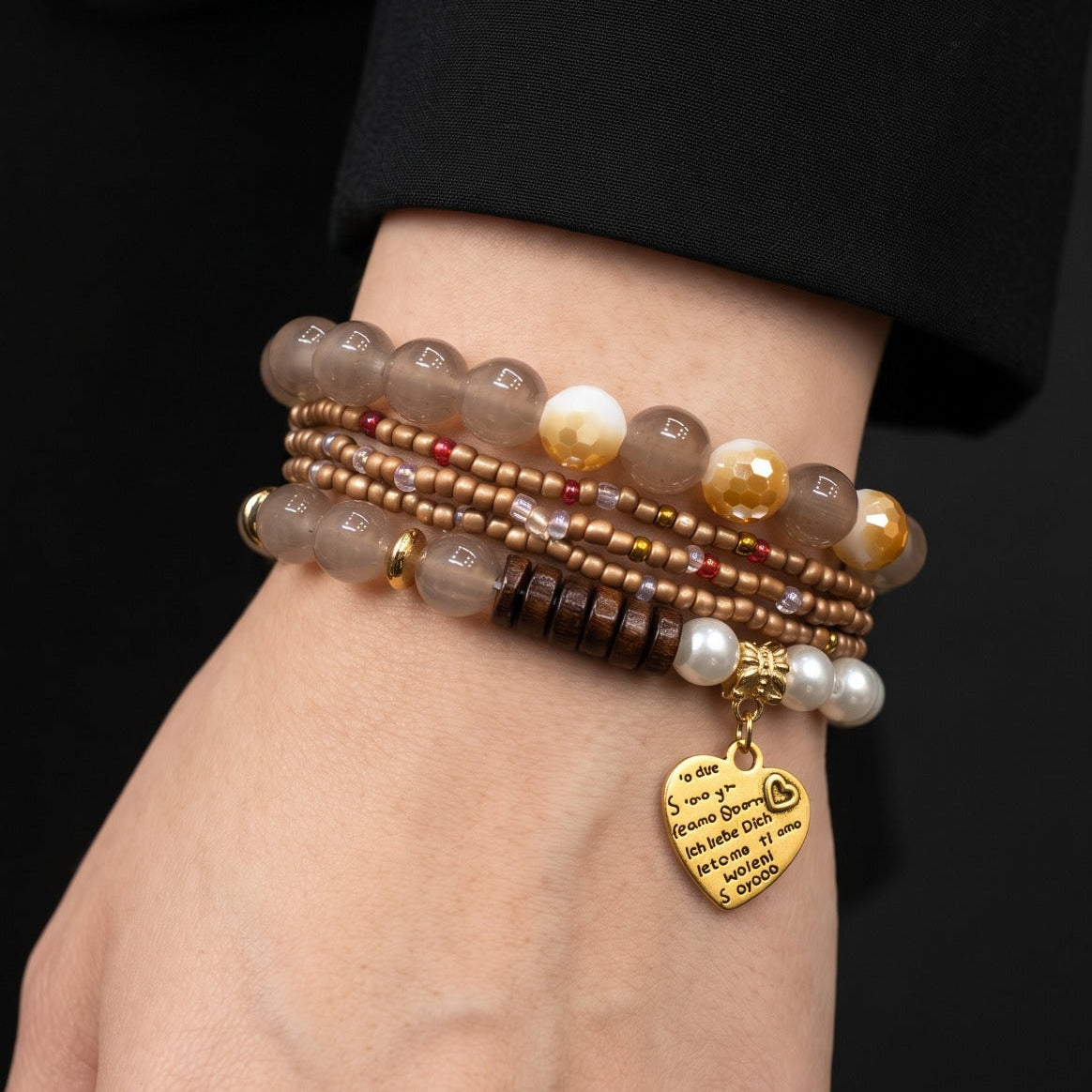 Gorgeous Design Gold Plated Pearls  Bracelet for Girls/Women