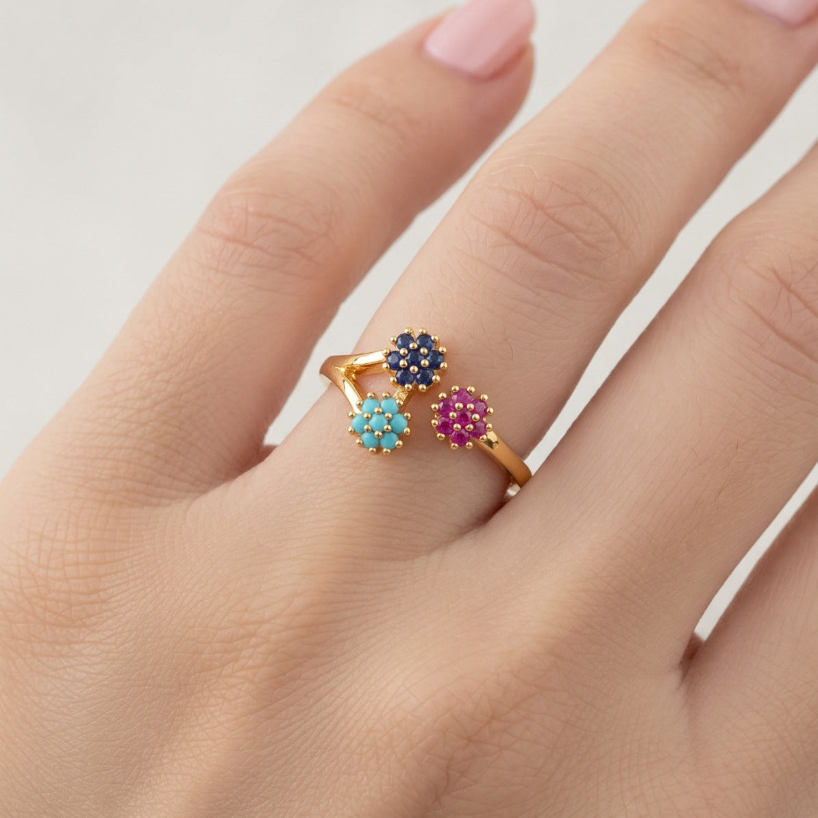 Dazzling Unique Design Gold Plated Crystal Stones Ring For Girls/women