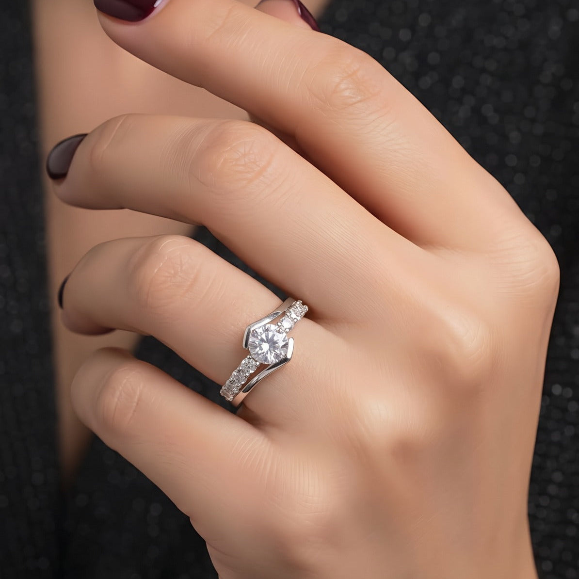 Fancy Unique Design Silver Plated Crystal Stones Ring For Girls/women