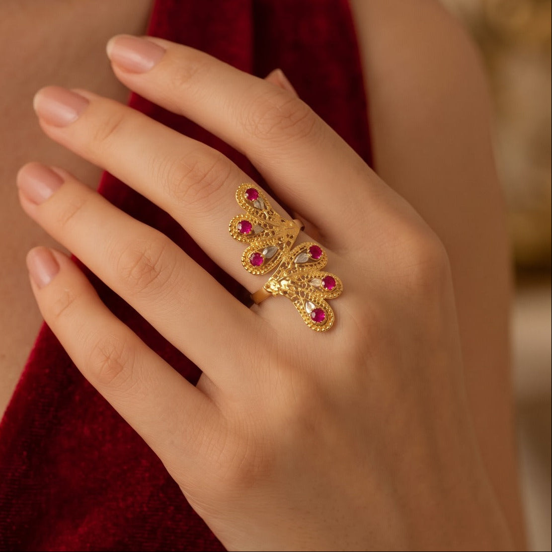 Dazzling Unique Design Gold Plated Crystal Stones Ring For Girls/women