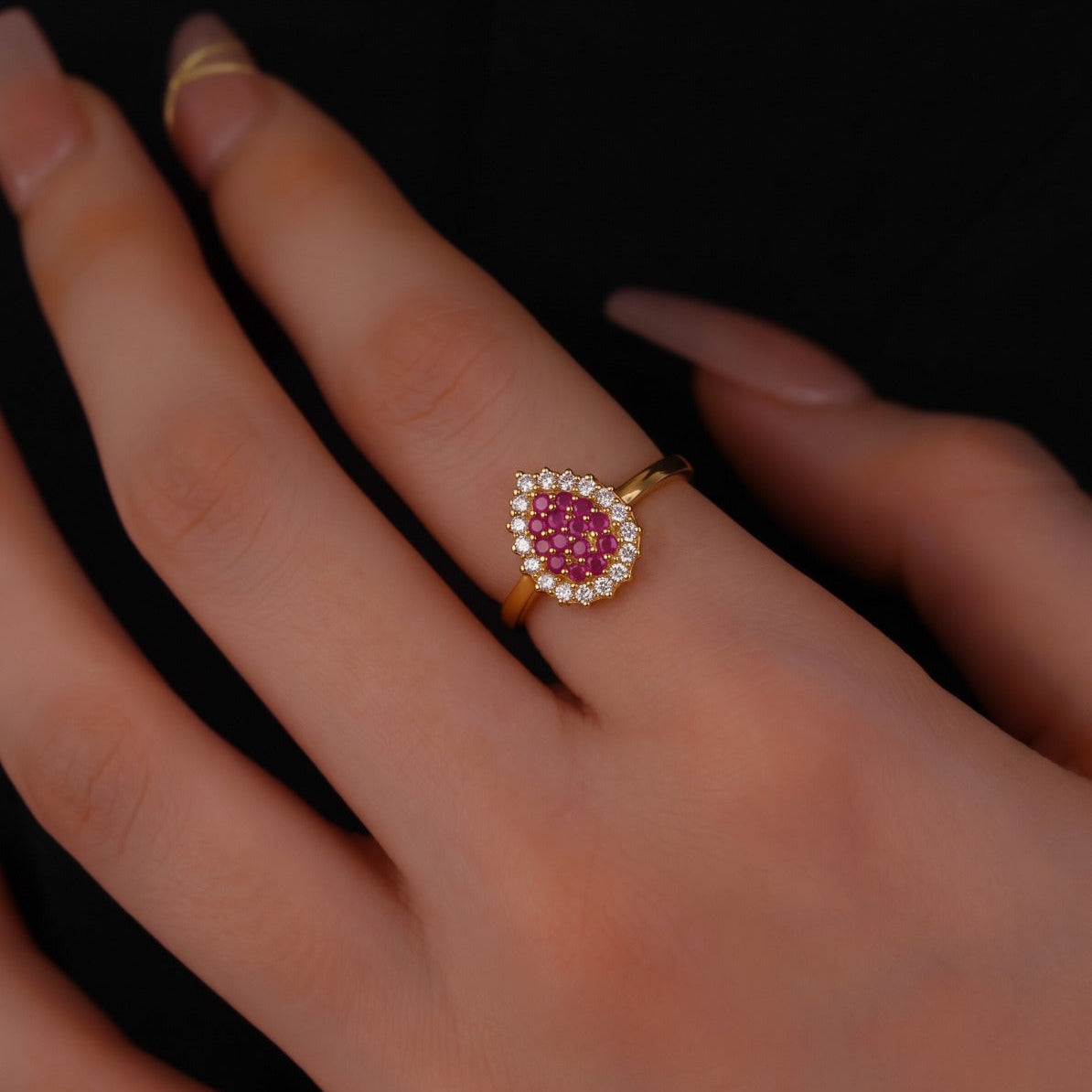 Luxury Unique Design Gold Plated Crystal Stones Ring For Girls/women