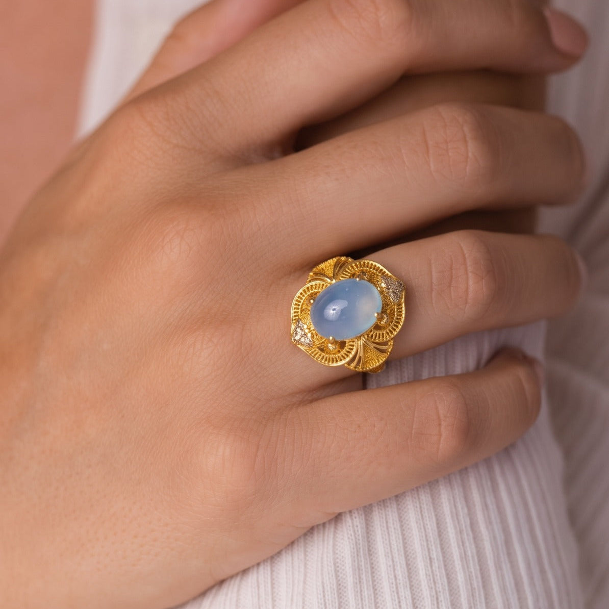 Gorgeous Beautiful Unique Design Gold Plated Stone Ring For Girls/women