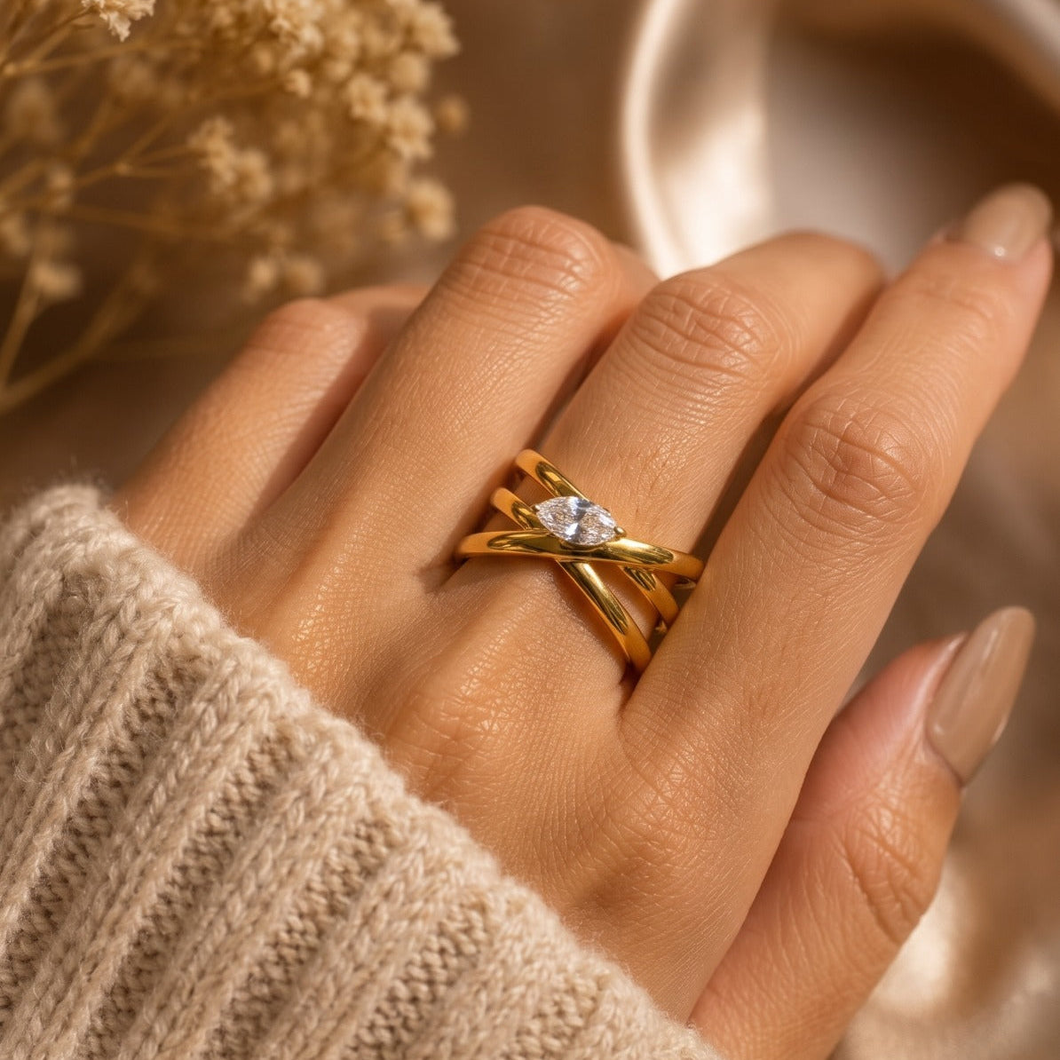Dazzling Design Gold Plated Ring For Girls/Women