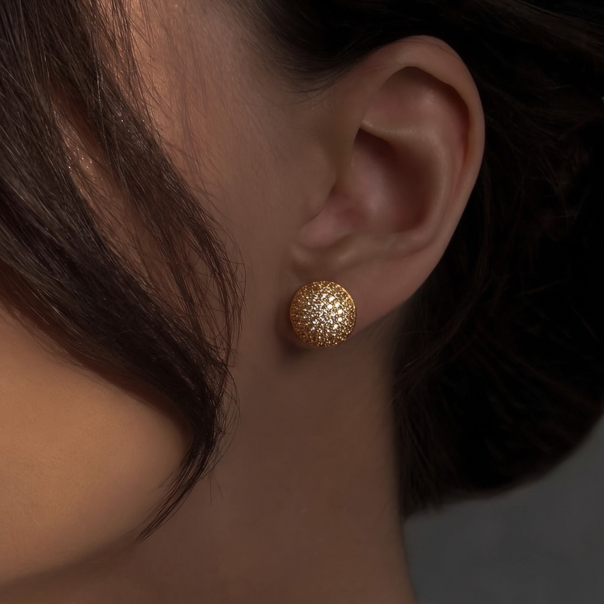 Stylish Design Gold Plated Crystal Stones Earring For Girls/Women